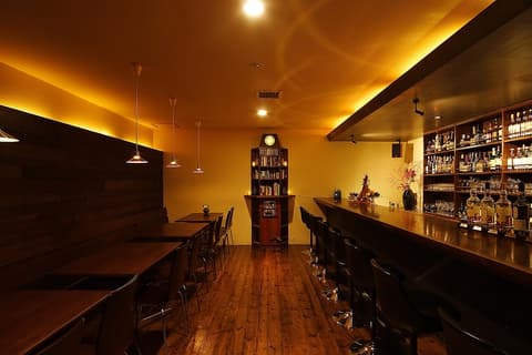 Bar ILLUSIONS バー イリュージョン