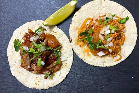 TACOS EL CHACOTERO タコス エル チャコテロ