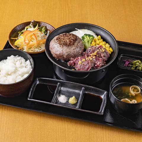 とろけるハンバーグ福よし 大阪心斎橋店