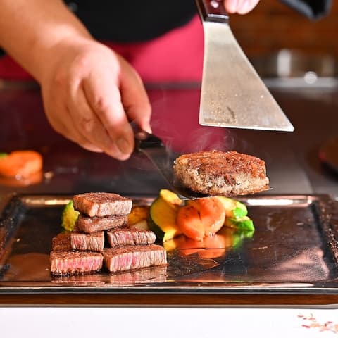 ステーキ&ハンバーグ KING キング