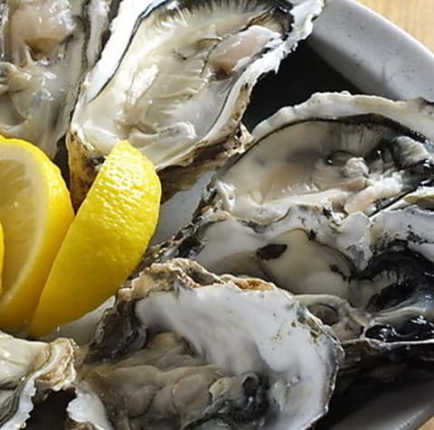 月島 牡蠣入レ時