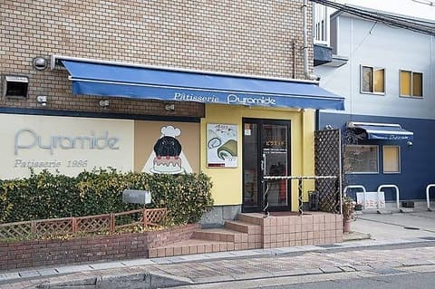 パティスリー ピラミッド