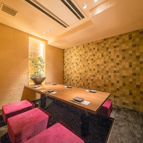 楽蔵 うたげ 横浜西口駅前店