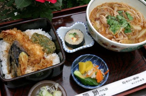 元禄ニ八そば 玉屋