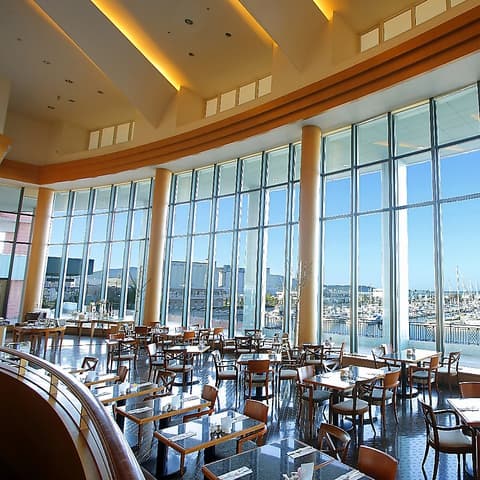 テラスブラッセリー