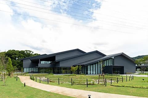 とにまる 茶づな本店